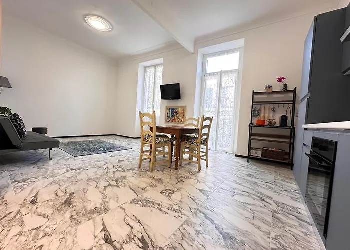 Mare E Relax - Affittasi Della Piazza Con Aria Condizionata, Balcone E Ampia Disponibilita Di Parcheggi Liberi Sanremo